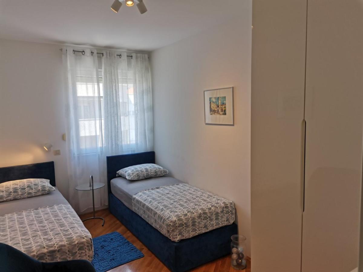 1 Apartmant & 1 Delux Room With Bathroom Dubrovnik Exterior photo