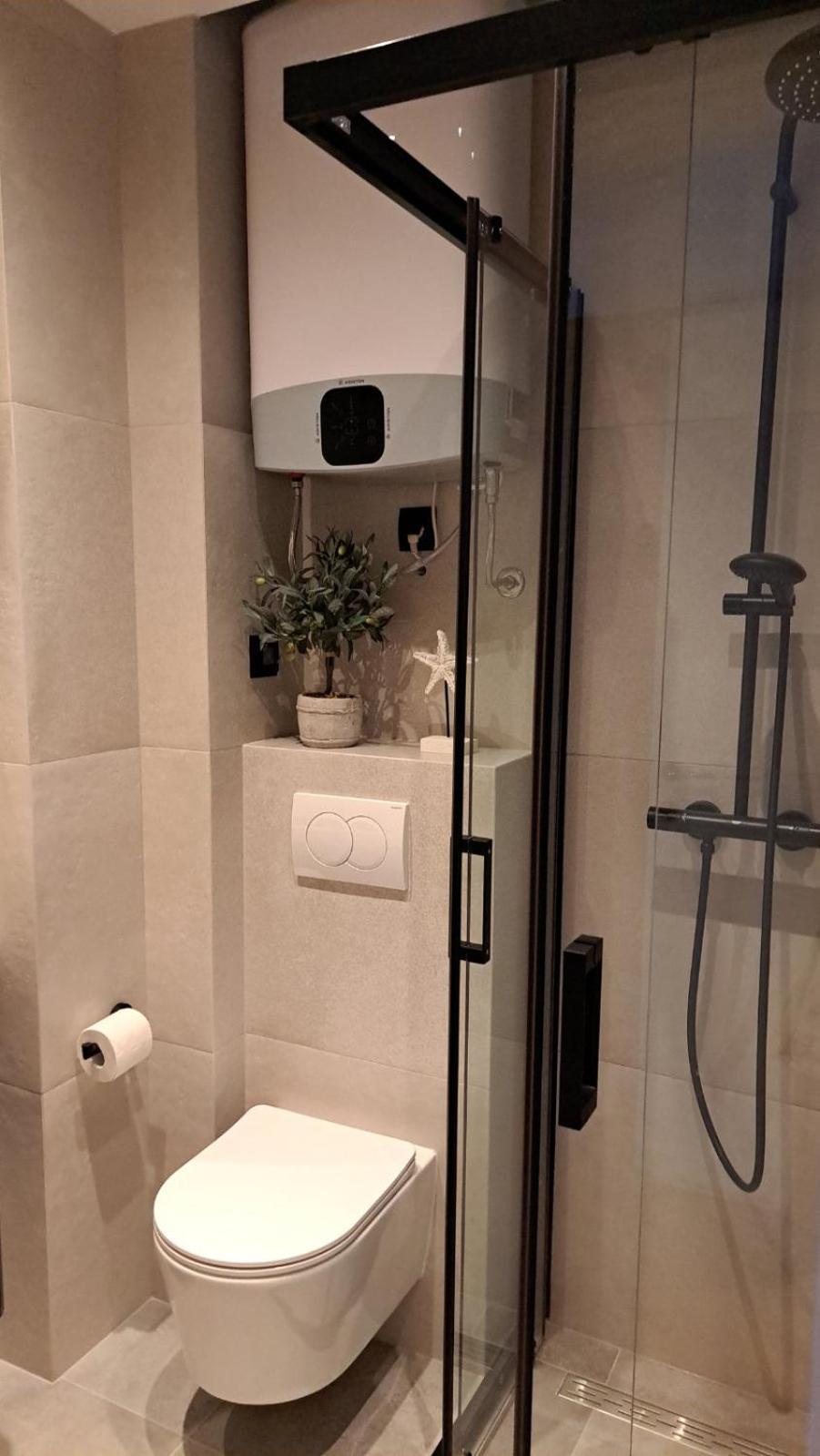 1 Apartmant & 1 Delux Room With Bathroom Dubrovnik Exterior photo