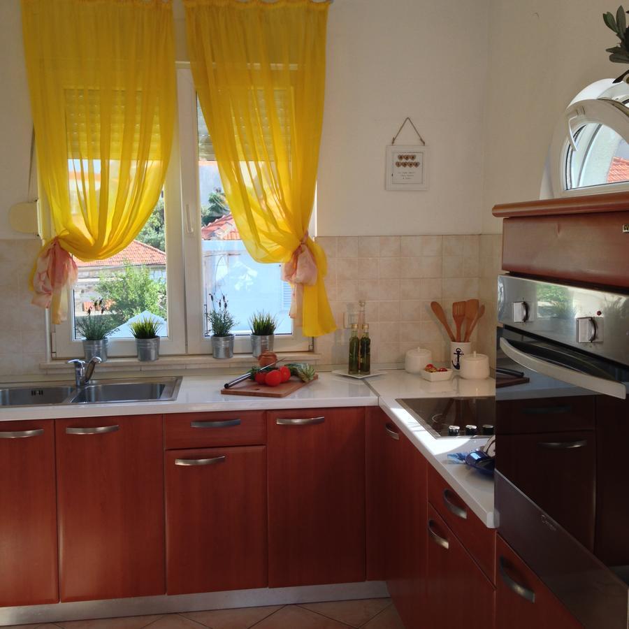 1 Apartmant & 1 Delux Room With Bathroom Dubrovnik Exterior photo