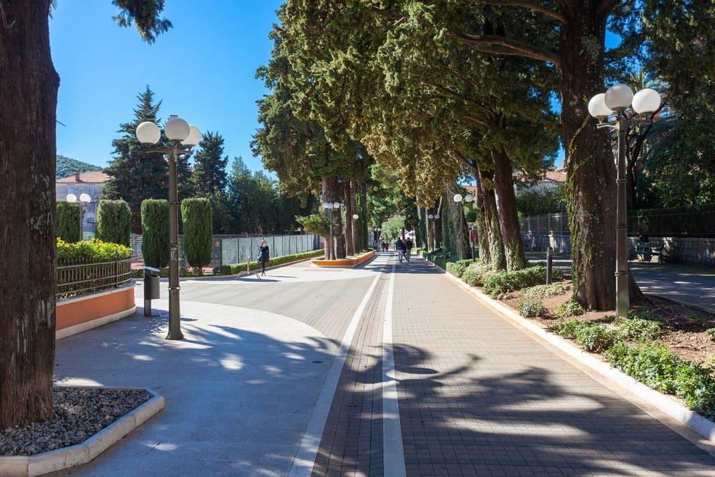 1 Apartmant & 1 Delux Room With Bathroom Dubrovnik Exterior photo